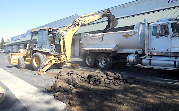 Commercial Parking Lot - Palo Cedro, CA